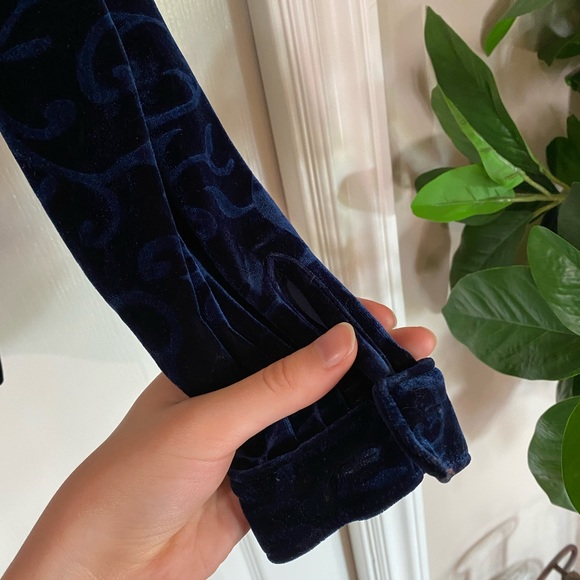 VINTAGE Velvet Button Up Over-Shirt from the Bay | M - Picture 3 of 4